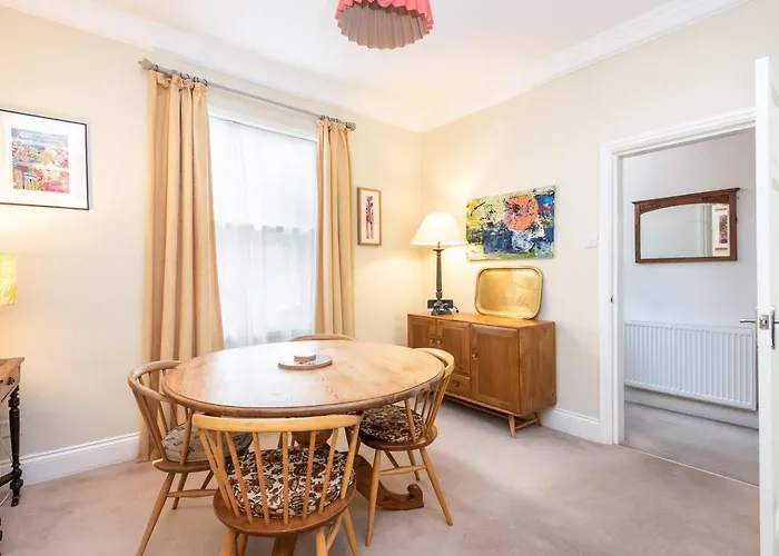 度假居 59 St Denys Road Gorgeous 2-bed House Right In The Heart Of - Pass The Keys