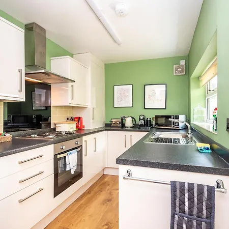 59 St Denys Road Gorgeous 2-bed House Right In The Heart Of - Pass The Keys *